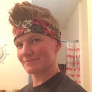 Meet your Posher, Charity